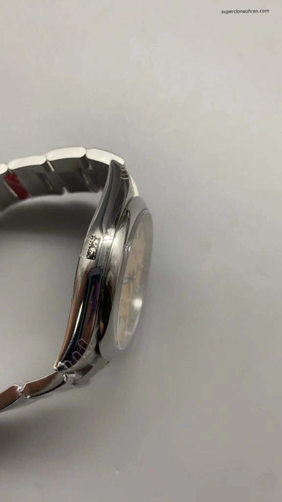 Premium Replica Uhr Rolex Oyster Perpetual 41 m134300-0007 in Sandbeige 41 mm