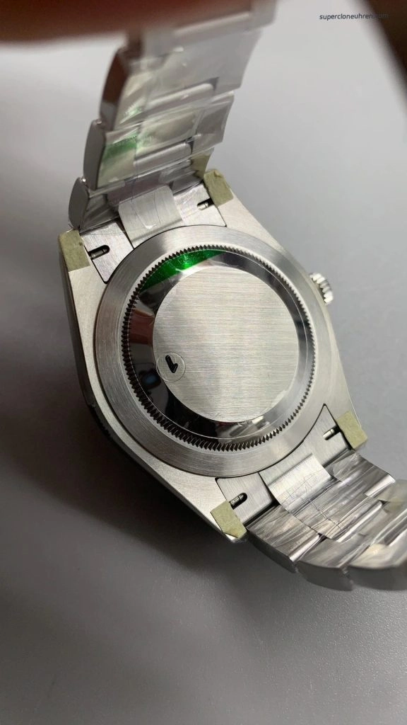 Premium Replica Uhr Rolex Oyster Perpetual 41 m134300-0007 in Sandbeige 41 mm