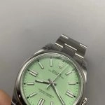 Premium Replica Uhr Rolex Oyster Perpetual 41 M134300-0006 mit grünem Zifferblatt 41mm