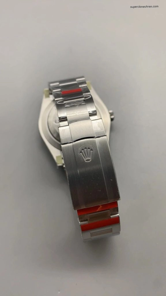 Premium Replica Uhr Rolex Oyster Perpetual 41 M134300-0006 mit grünem Zifferblatt 41mm