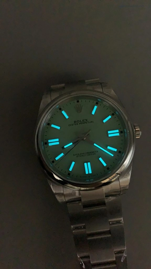 Premium Replica Uhr Rolex Oyster Perpetual 41 M134300-0006 mit grünem Zifferblatt 41mm