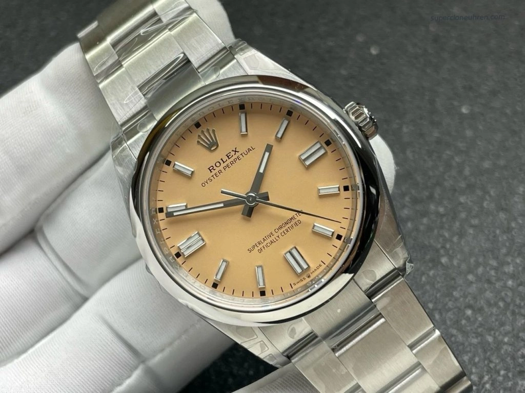 Premium Replica Uhr Rolex Oyster Perpetual M126000-0012 Champagner-Zifferblatt Edelstahlband 36 mm