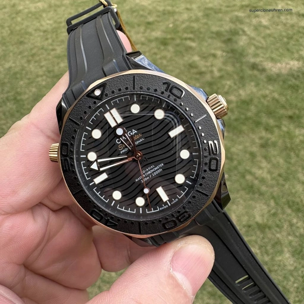 Premium Replica Uhr Omega Seamaster Diver 300M 210.62.44.20.01.001 Keramikgehäuse Roségold 43,5 mm