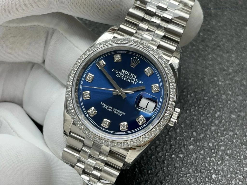 Premium Replica Uhr Rolex Datejust m126284rbr-0029 mit blauem Zifferblatt und Diamantlünette 36 mm