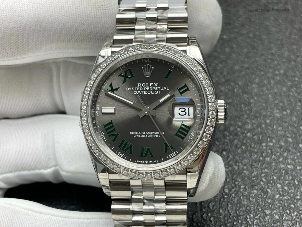 Premium Replica Uhr Rolex Datejust m126284rbr-0037 mit Diamantlünette 36mm