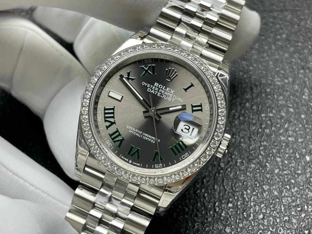 Premium Replica Uhr Rolex Datejust m126284rbr-0037 mit Diamantlünette 36mm