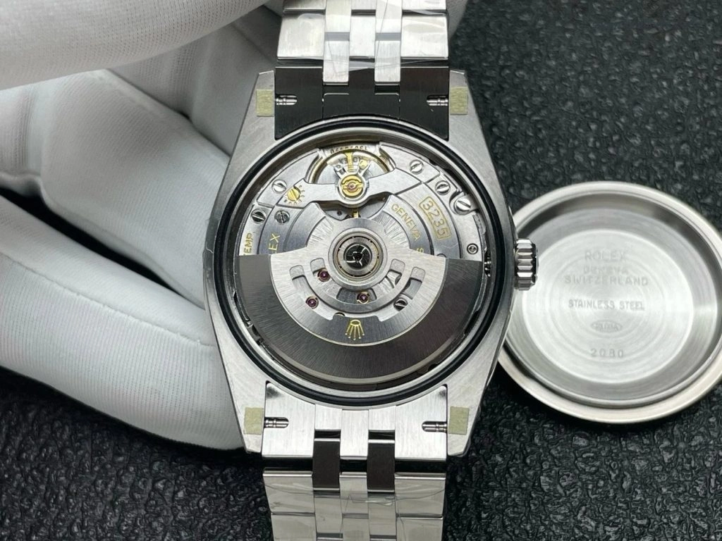 Premium Replica Uhr Rolex Datejust 126234-0027 Edelstahl mit schwarzem Zifferblatt 36mm