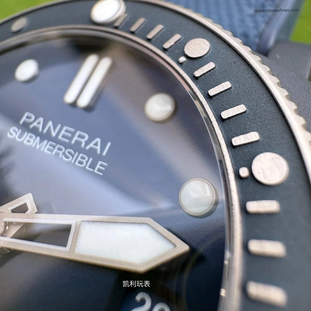 Premium Replica Uhr Panerai Submersible PAM01466 Titan-Keramik 47mm