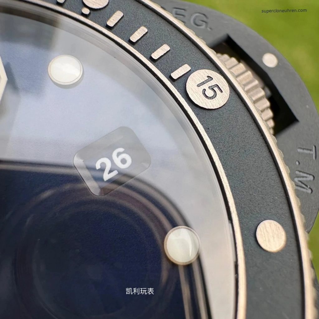 Premium Replica Uhr Panerai Submersible PAM01466 Titan-Keramik 47mm