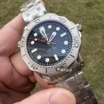 Premium Replica Uhr Omega Seamaster Diver 210.30.42.20.01.002 mit Edelstahlband 42mm