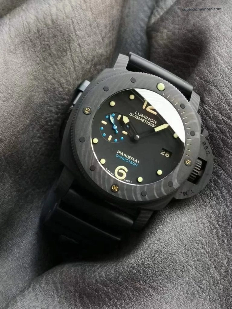 1:1 Super Clone Uhr Panerai Submersible PAM00616 Carbon-Keramik Gehäuse 47mm