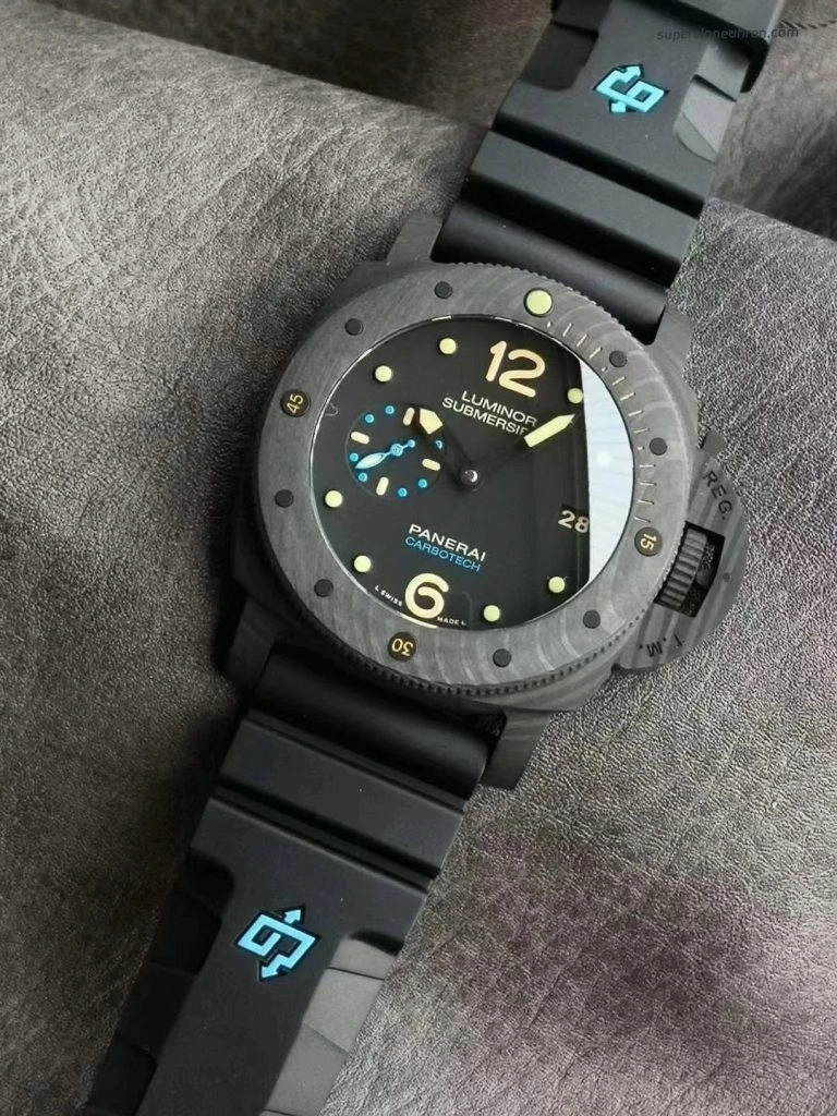 1:1 Super Clone Uhr Panerai Submersible PAM00616 Carbon-Keramik Gehäuse 47mm