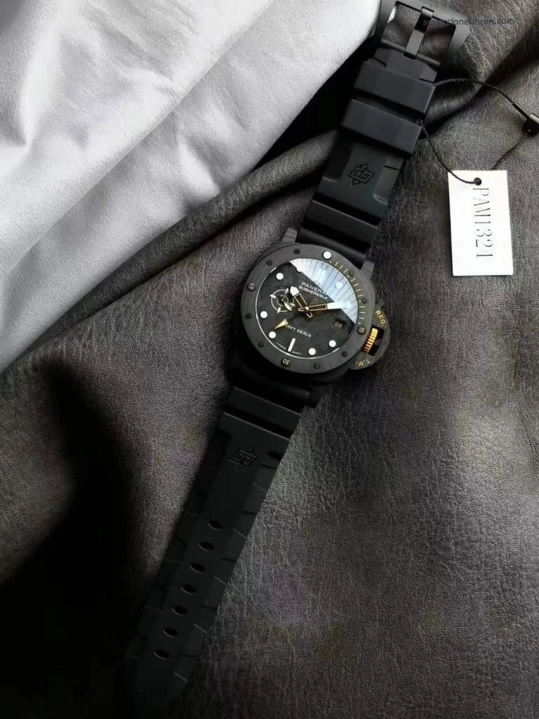 Super Clone Panerai Submersible PAM01324 Carbon-Keramik Gehäuse 44mm