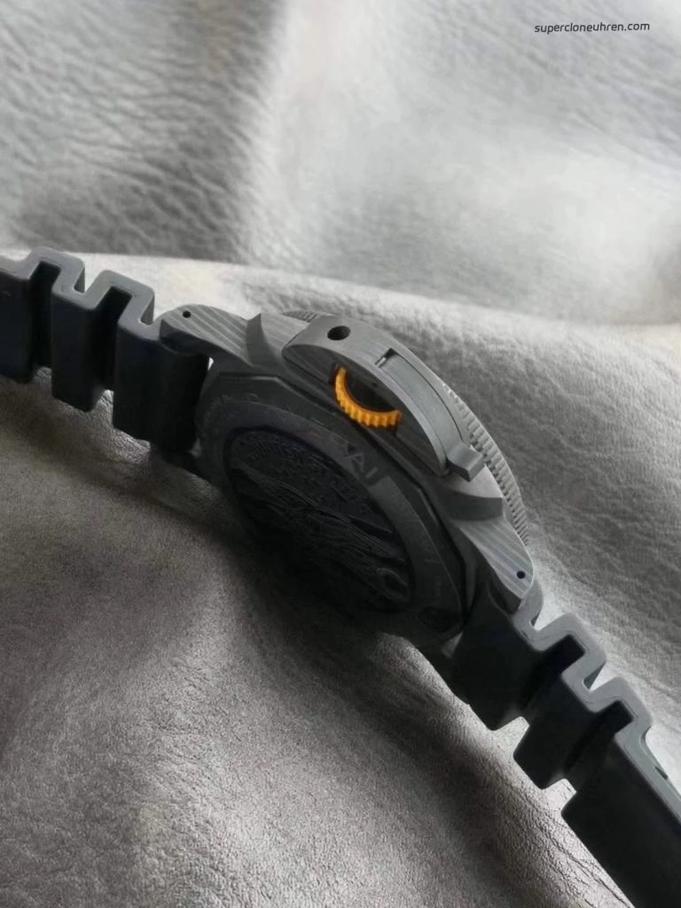Super Clone Panerai Submersible PAM01324 Carbon-Keramik Gehäuse 44mm