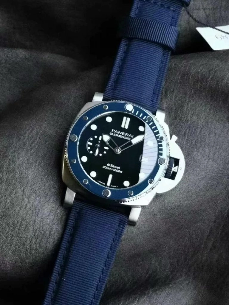 Premium Replica Uhr Panerai Submersible PAM01289 aus mattiertem Edelstahl 44mm