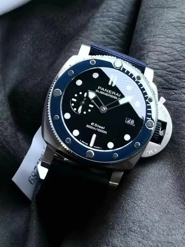 Premium Replica Uhr Panerai Submersible PAM01289 aus mattiertem Edelstahl 44mm