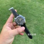Premium Replica Uhr Omega Seamaster Planet Ocean 215.32.44.21.01.002 graues Zifferblatt 43,5 mm