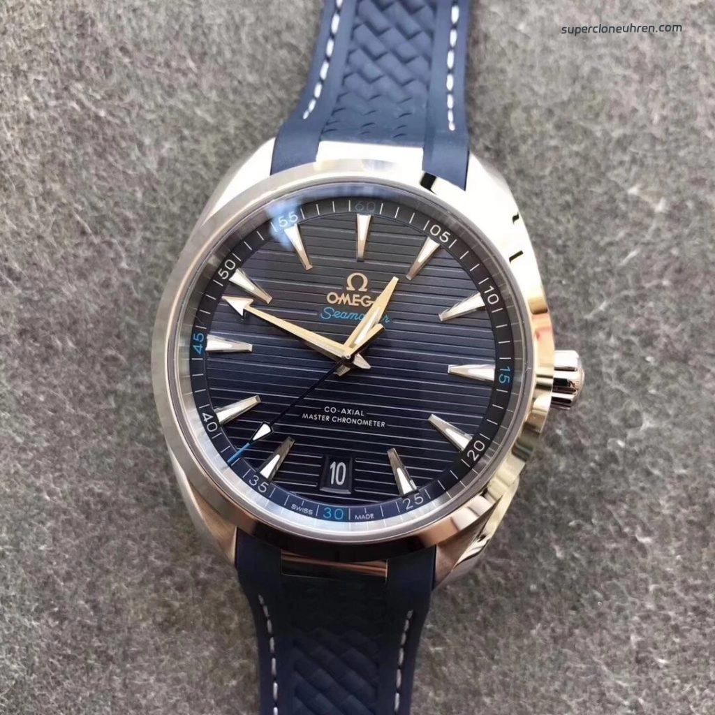 Premium Replica Uhr Omega Seamaster Aqua Terra 220.12.41.21.03.001 blaues Zifferblatt mit Kautschukband 41mm