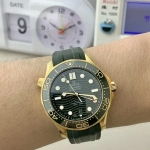 Premium Replica Uhr Omega Seamaster Diver 300M 210.62.42.20.10.001 gruenes Zifferblatt 42mm