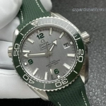 Premium Replica Uhr Omega Seamaster Planet Ocean 215.32.44.21.06.001 grün-graues Zifferblatt 43,5 mm