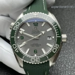 Premium Replica Uhr Omega Seamaster Planet Ocean 215.32.44.21.06.001 grün-graues Zifferblatt 43,5 mm