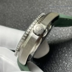 Premium Replica Uhr Omega Seamaster Planet Ocean 215.32.44.21.06.001 grün-graues Zifferblatt 43,5 mm
