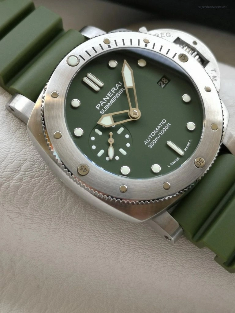 Premium Replica Uhr Panerai Submersible PAM01055 mit grünem Zifferblatt 42mm