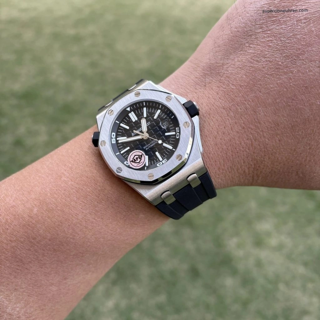 Super Clone Audemars Piguet Royal Oak Offshore 15703 aus gebürstetem Edelstahl 42 mm