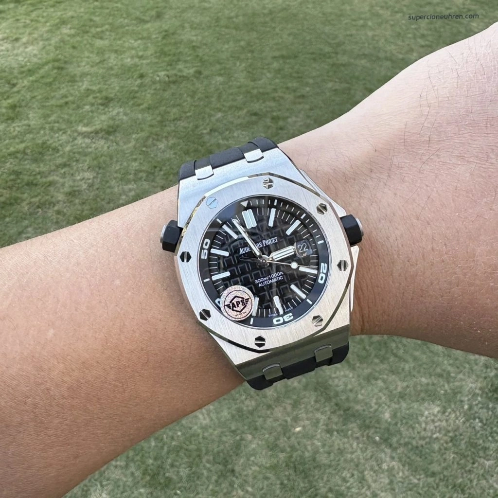 1:1 Super Clone Uhr Audemars Piguet Royal Oak Offshore 15710ST.OO.A002CA.01 Edelstahl mit Saphirglasboden 42mm