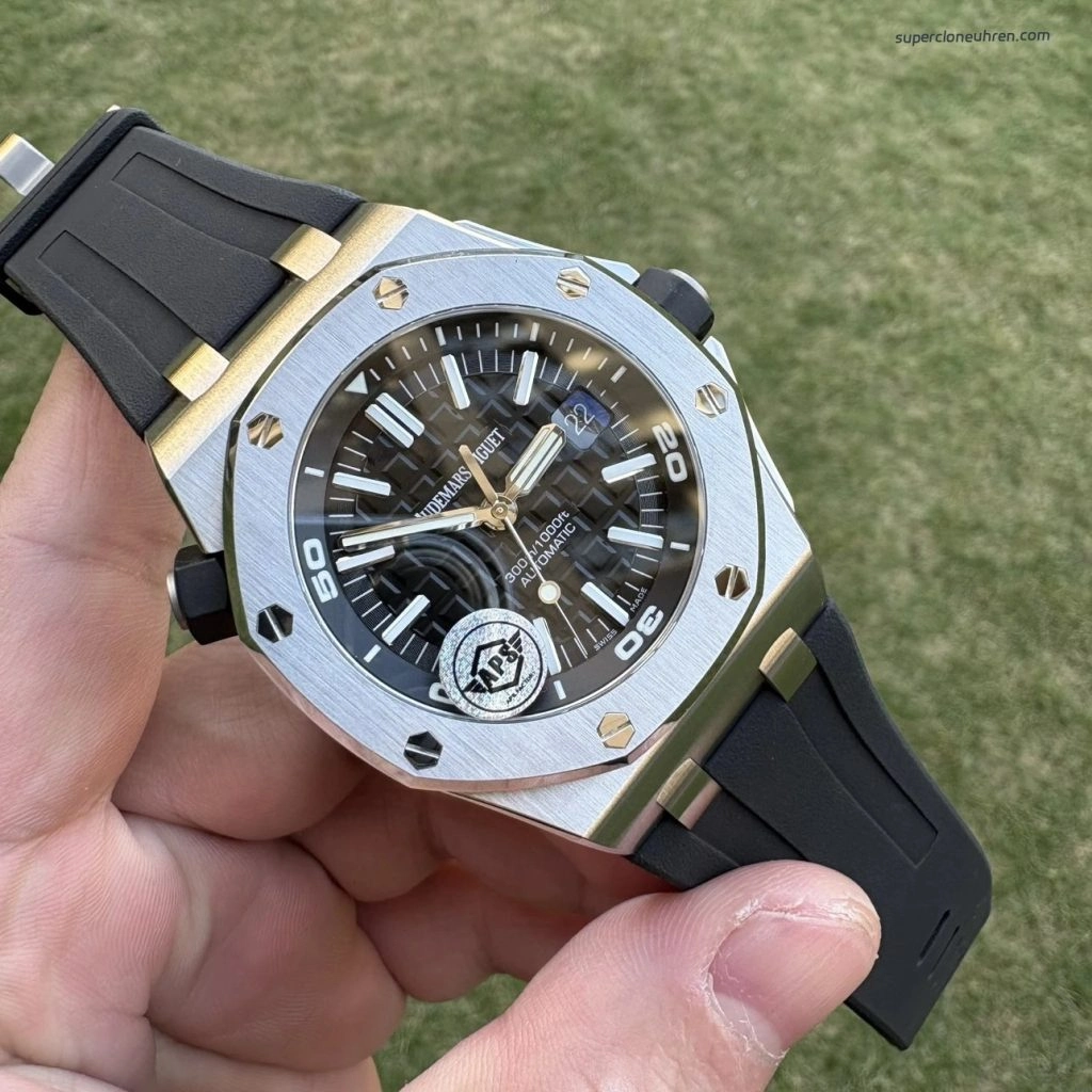 1:1 Super Clone Uhr Audemars Piguet Royal Oak Offshore 15710ST.OO.A002CA.01 Edelstahl mit Saphirglasboden 42mm