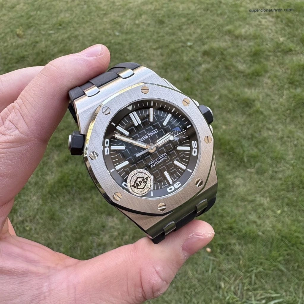 1:1 Super Clone Uhr Audemars Piguet Royal Oak Offshore 15710ST.OO.A002CA.01 Edelstahl mit Saphirglasboden 42mm