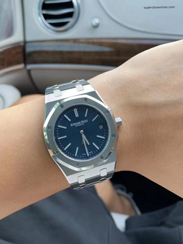 Premium Replica Uhr Audemars Piguet Royal Oak 15202ST.OO.1240ST.01 Ultraduenn Stahlband 39mm