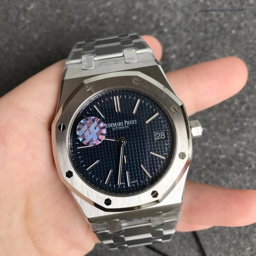 Premium Replica Uhr Audemars Piguet Royal Oak 15202ST.OO.1240ST.01 Ultraduenn Stahlband 39mm