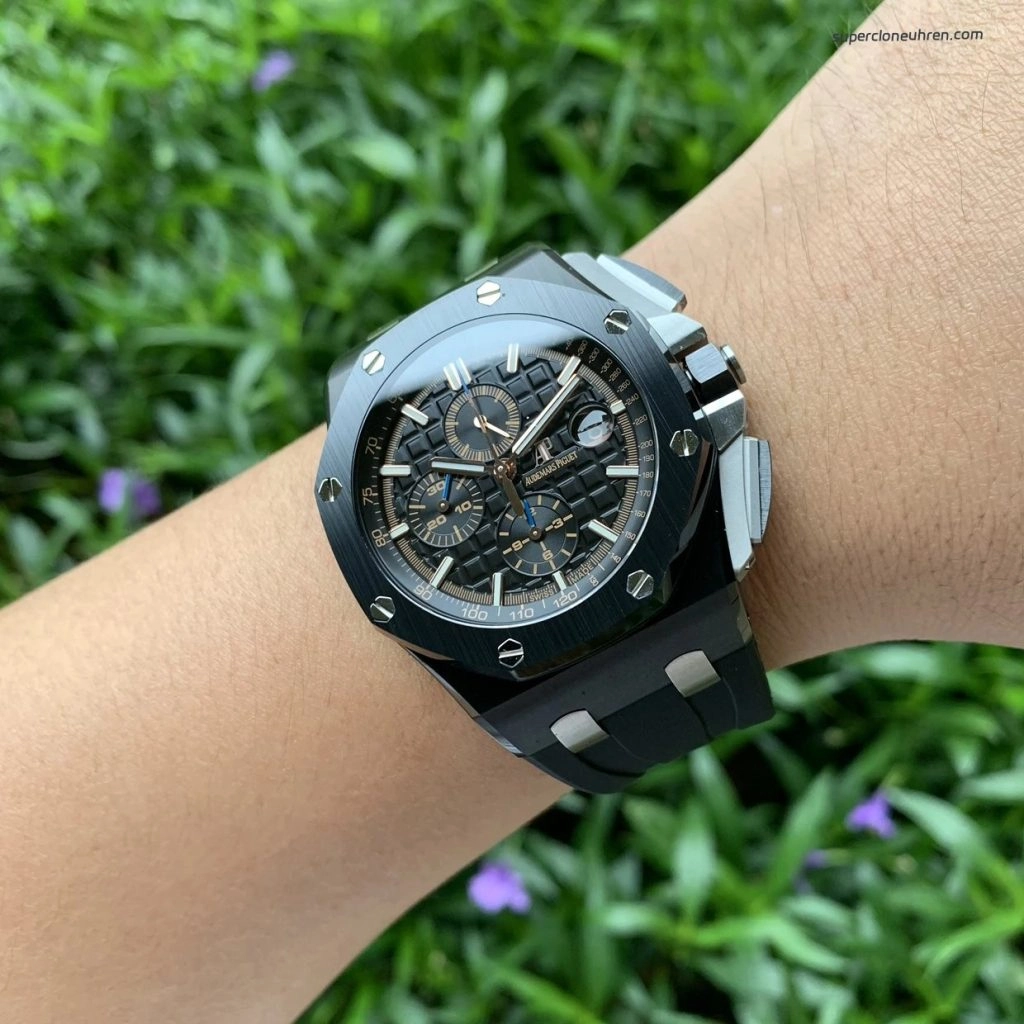 Premium Replica Uhr Audemars Piguet Royal Oak Offshore 26405CE.OO.A002CA.02 aus schwarzer Keramik 44 mm