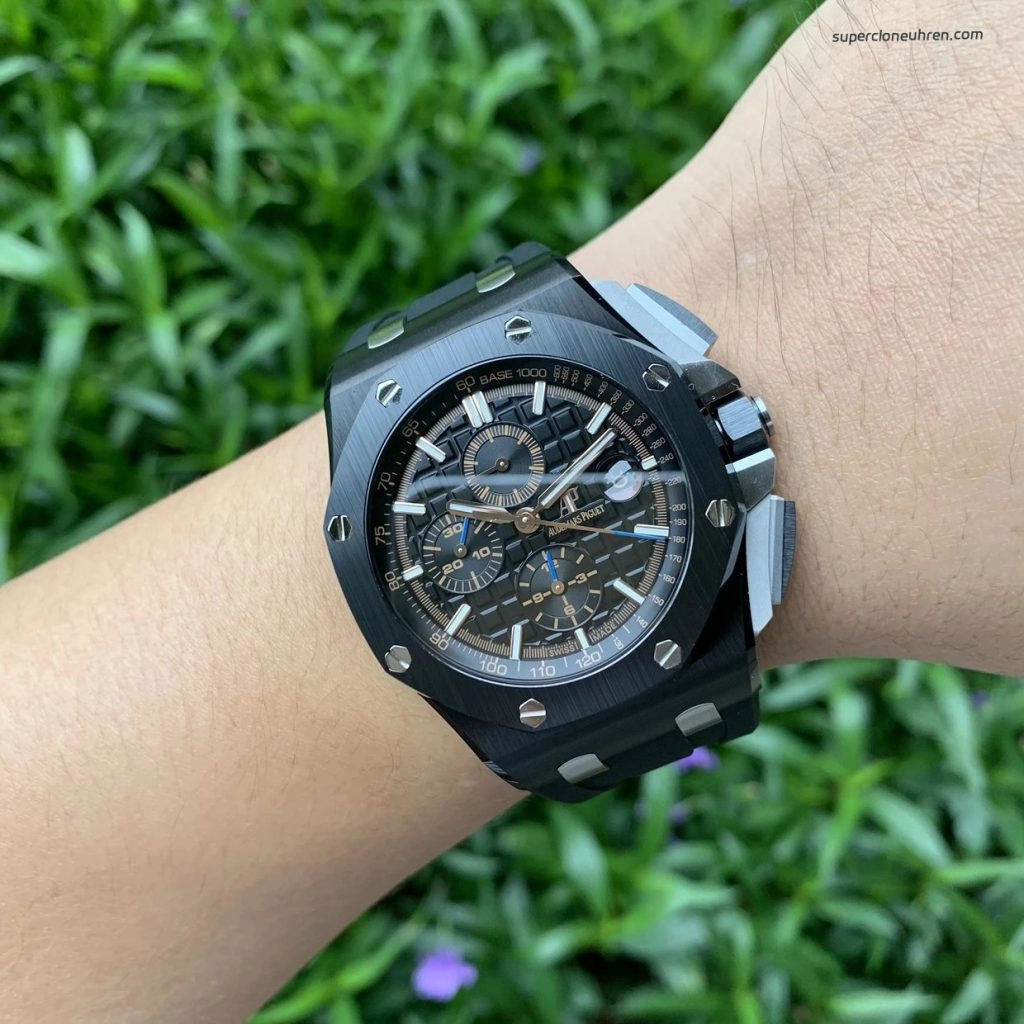Premium Replica Uhr Audemars Piguet Royal Oak Offshore 26405CE.OO.A002CA.02 aus schwarzer Keramik 44 mm