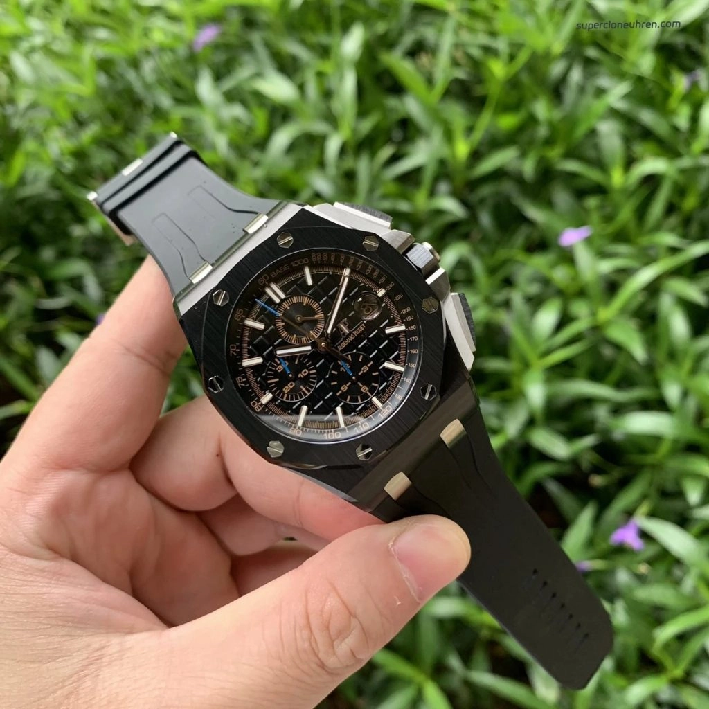 Premium Replica Uhr Audemars Piguet Royal Oak Offshore 26405CE.OO.A002CA.02 aus schwarzer Keramik 44 mm