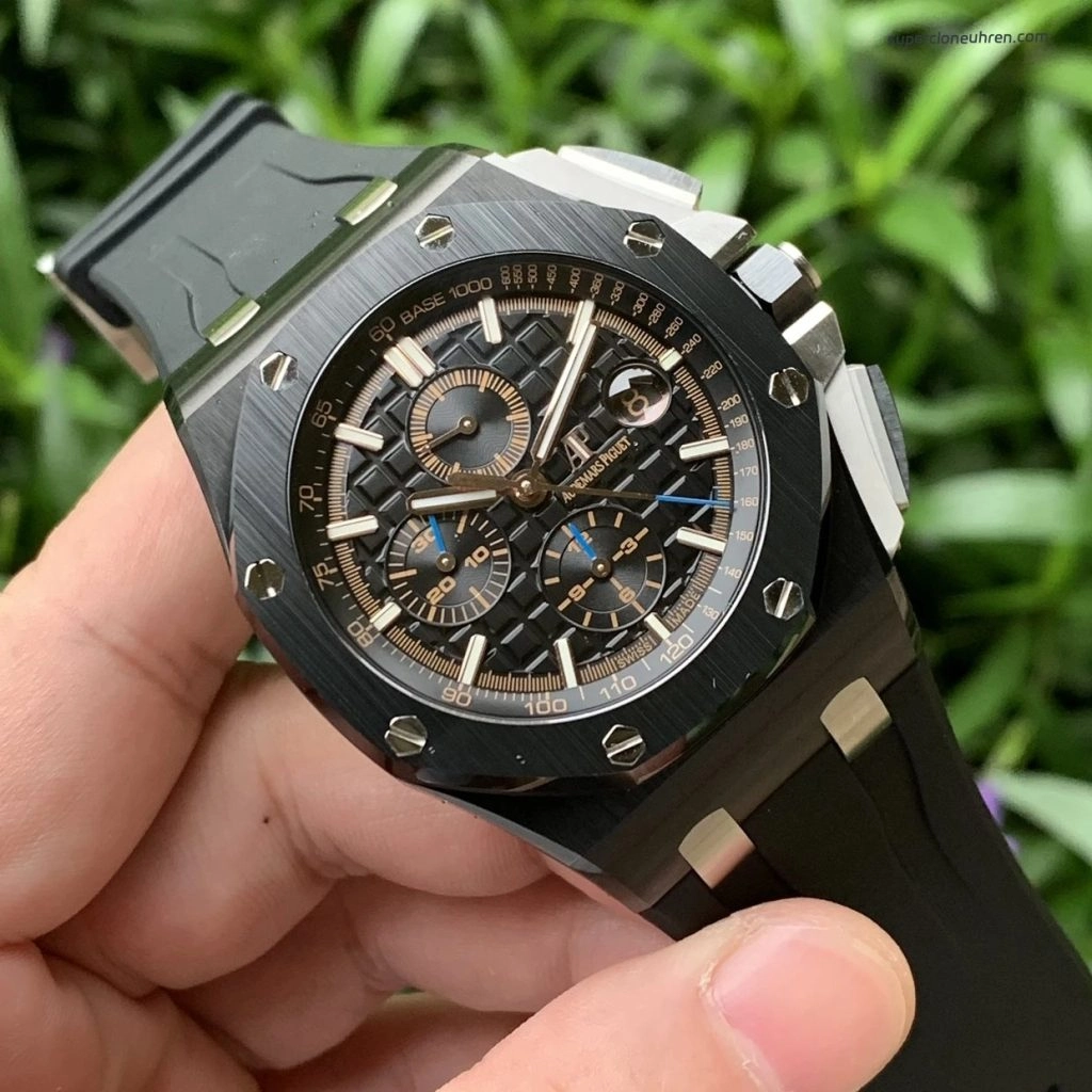 Premium Replica Uhr Audemars Piguet Royal Oak Offshore 26405CE.OO.A002CA.02 aus schwarzer Keramik 44 mm