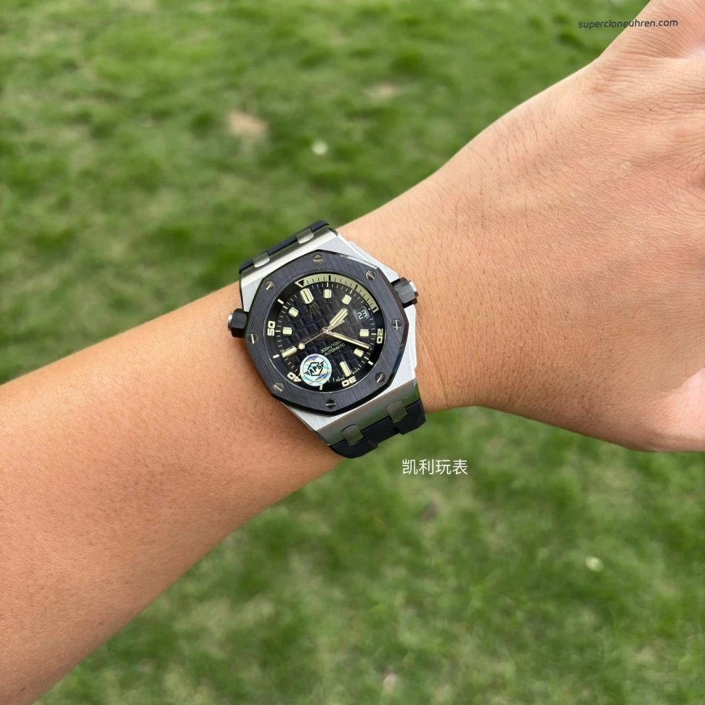 Premium Replica Uhr Audemars Piguet Royal Oak Offshore 15720CN.OO.A002CA.01 mit Keramiklünette 42mm