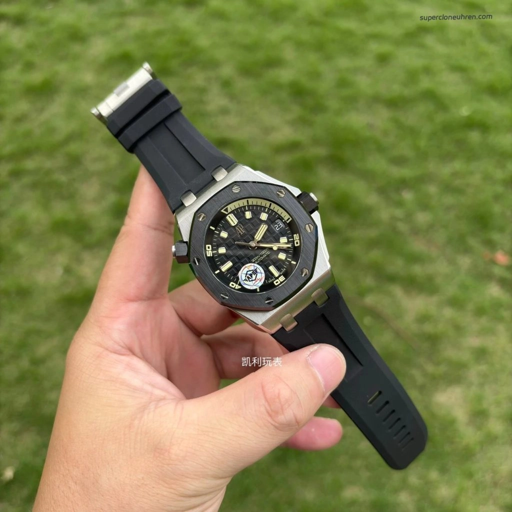 Premium Replica Uhr Audemars Piguet Royal Oak Offshore 15720CN.OO.A002CA.01 mit Keramiklünette 42mm