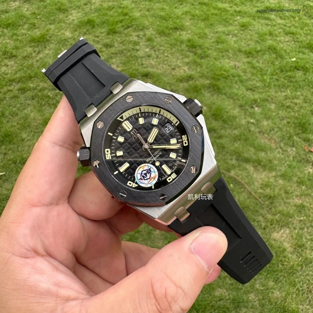 Premium Replica Uhr Audemars Piguet Royal Oak Offshore 15720CN.OO.A002CA.01 mit Keramiklünette 42mm