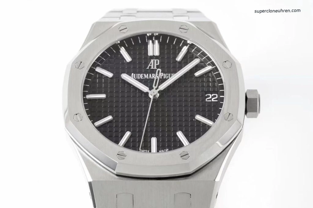 Premium Replica Uhr Audemars Piguet Royal Oak 15500ST.OO.1220ST.03 schwarzes Zifferblatt Edelstahl 41mm