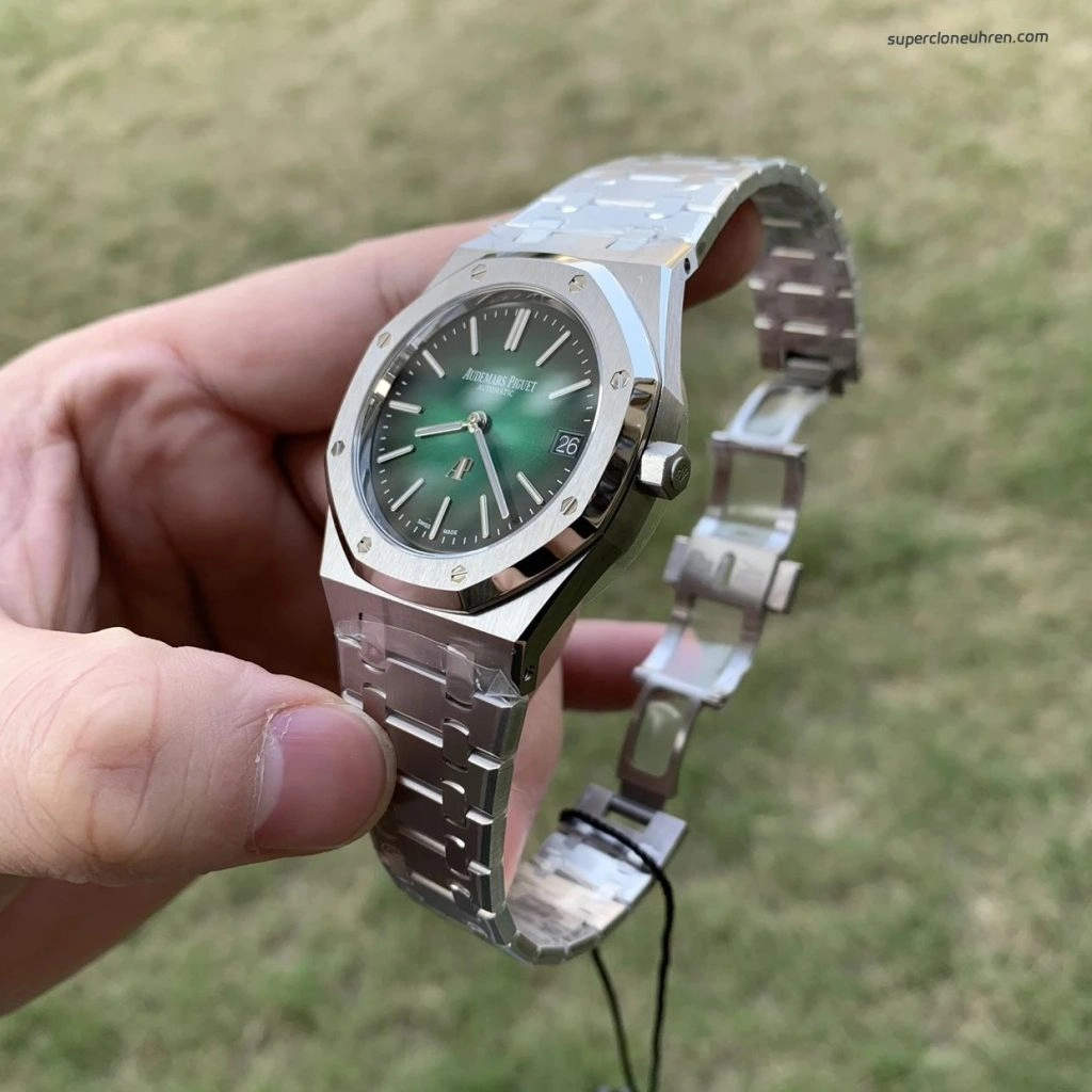 1:1 Super Clone Uhr Audemars Piguet Royal Oak 16202PT Aurora-Grün 39 mm