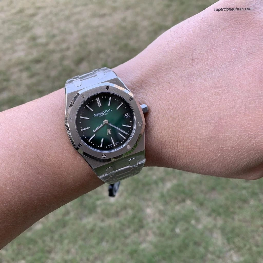 1:1 Super Clone Uhr Audemars Piguet Royal Oak 16202PT Aurora-Grün 39 mm