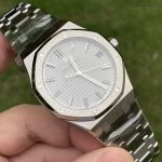 1:1 Super Clone Uhr Audemars Piguet Royal Oak 15500ST mit weißem Zifferblatt und Stahlband 41mm