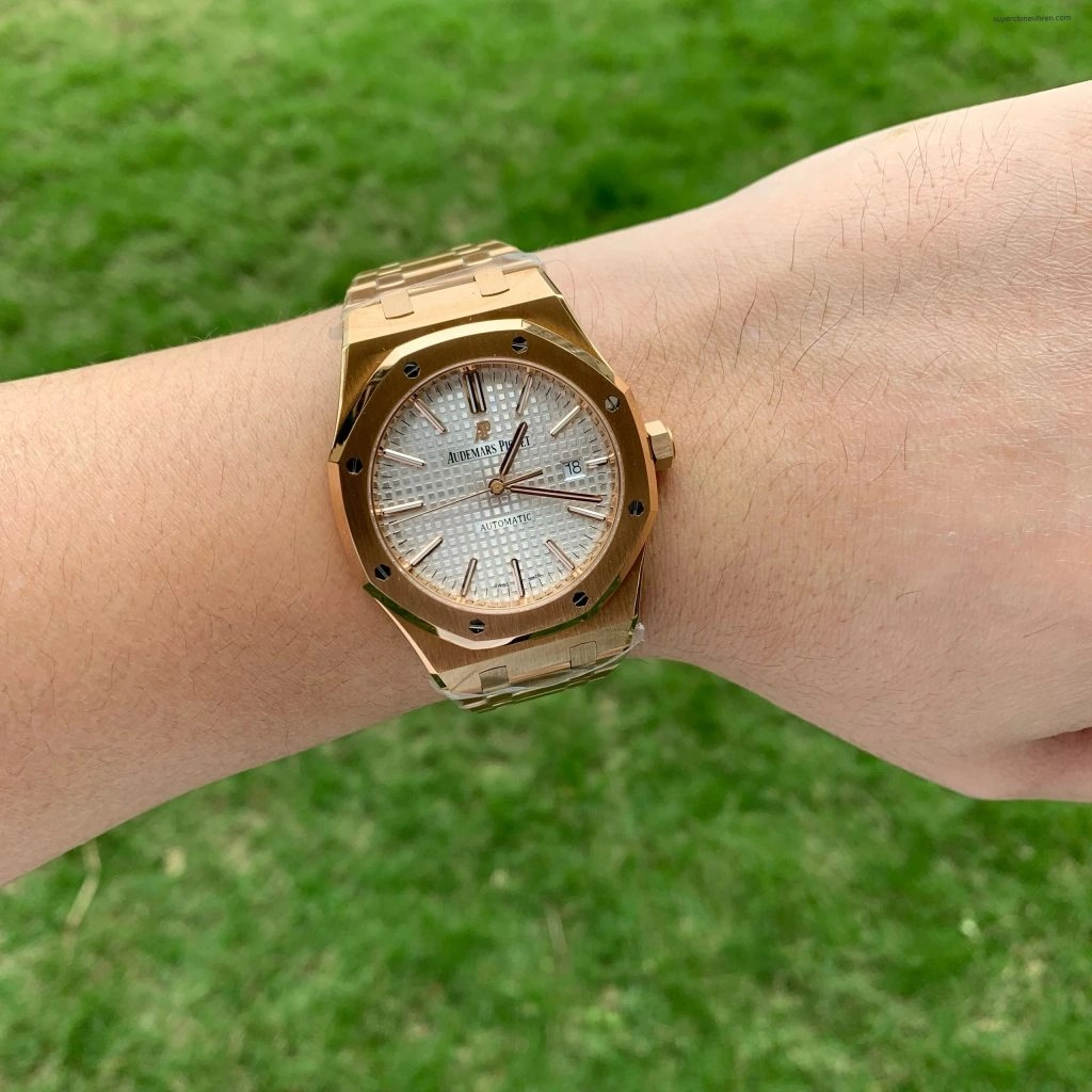 Super Clone Audemars Piguet Royal Oak 15400OR Roségold 41mm
