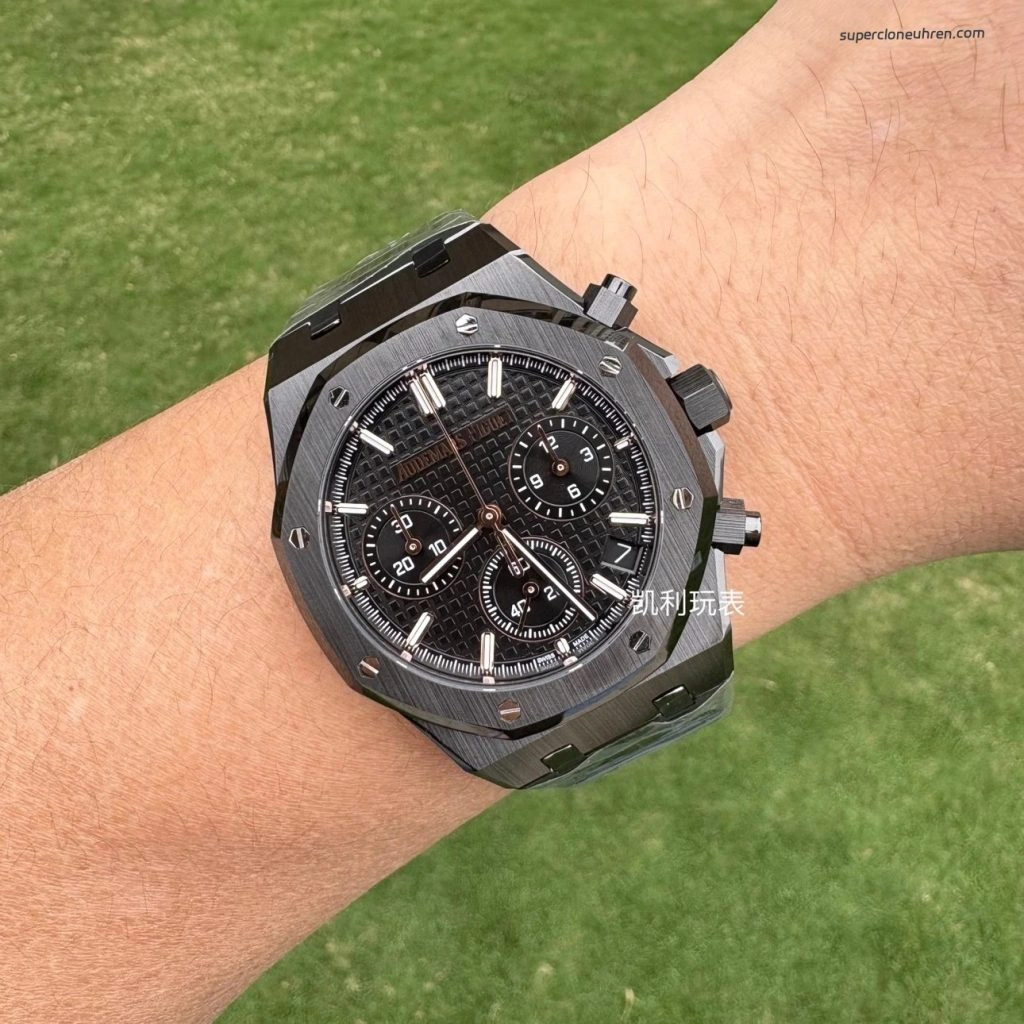 Premium Replica Uhr Audemars Piguet Royal Oak 26240CE schwarze Keramik 41mm