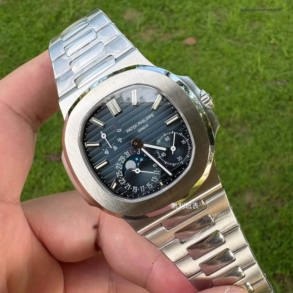 Premium Replica Uhr Patek Philippe Nautilus 5712/1A-001 Edelstahl mit Mondphase 40mm