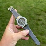 Super Clone Patek Philippe Nautilus 5712G-001 mit grauem Kautschukband 40mm