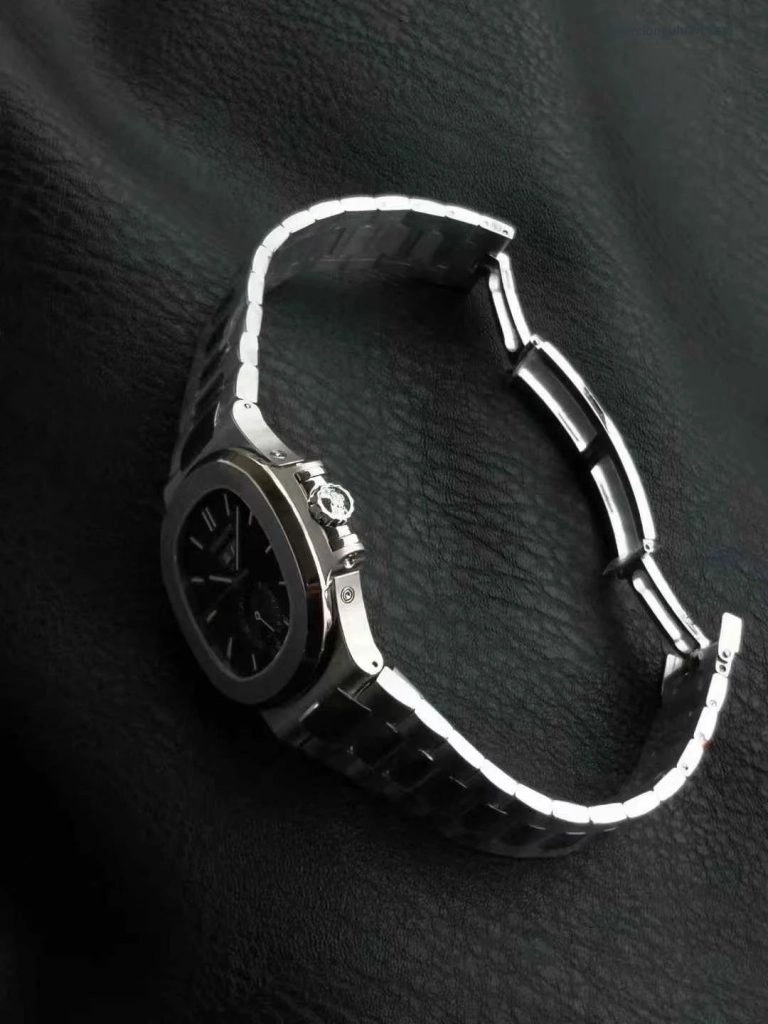 Premium Replica Uhr Patek Philippe Nautilus 5726/1A-001 aus Edelstahl 40,5 mm