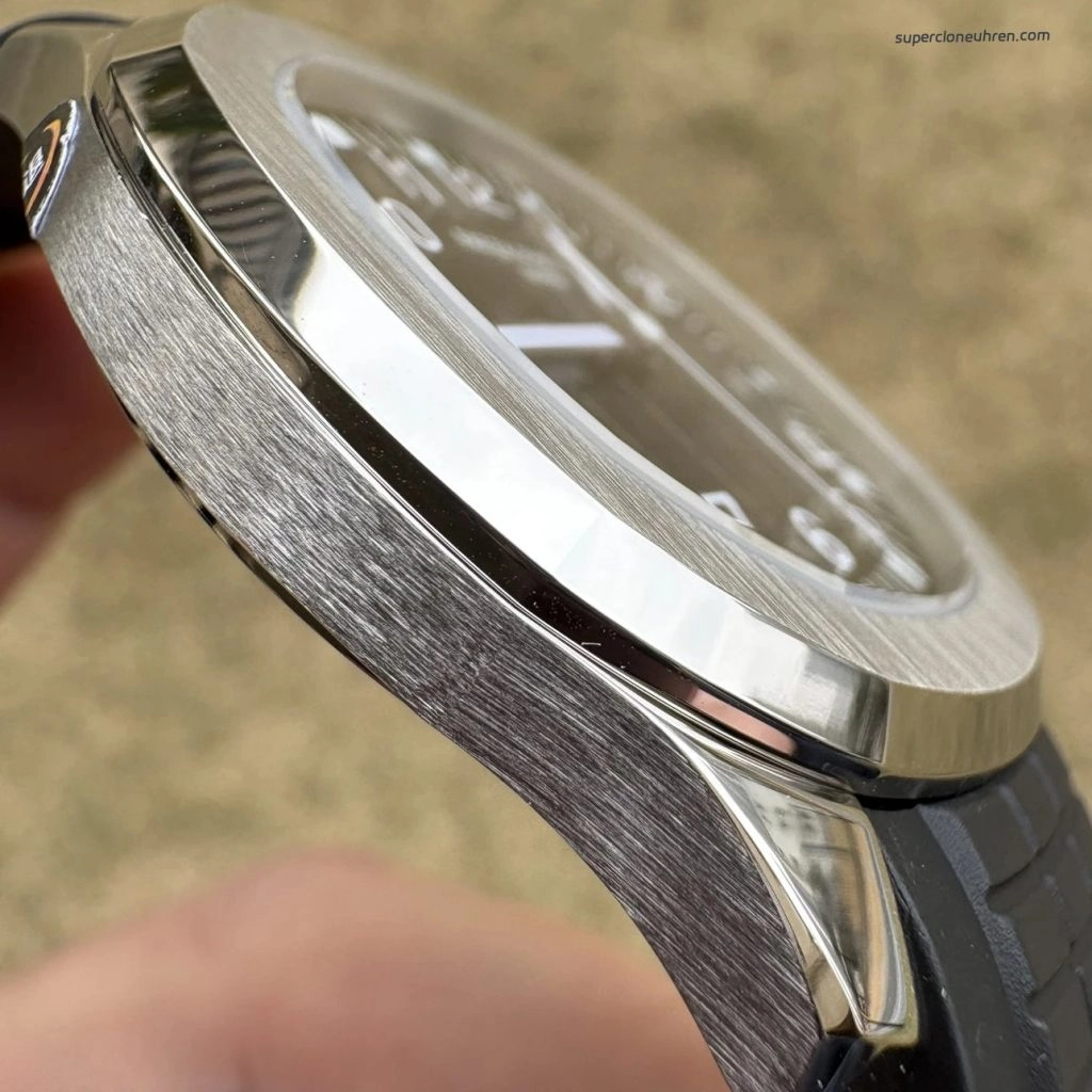 Premium Replica Uhr Patek Philippe Aquanaut 5167A-001 Ultraduenn 40mm